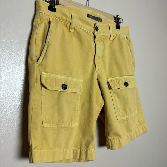 CLEARANCE! Men’s Yellow Vince Patch Pocket Shorts Size 28 VGUC - Picture 3 of 6